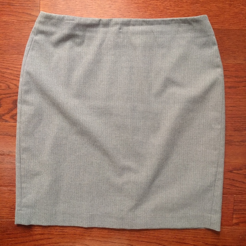 Banana Republic Pencil Skirt Gray Size 10
